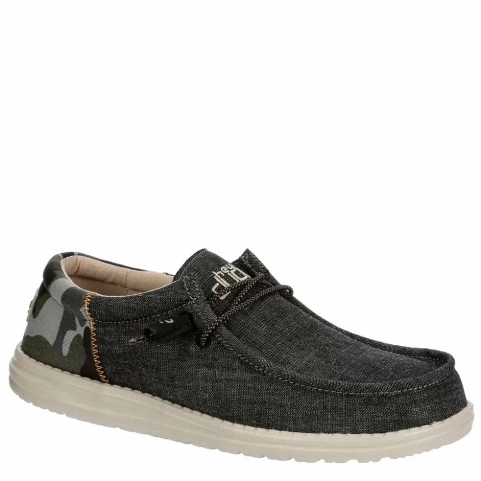 Men HEYDUDE Canvas^ Mens Wally Slip On Sneaker